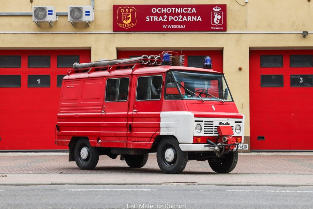 historyczny samochód pożarniczy FSC-Lublin - Żuk A151C