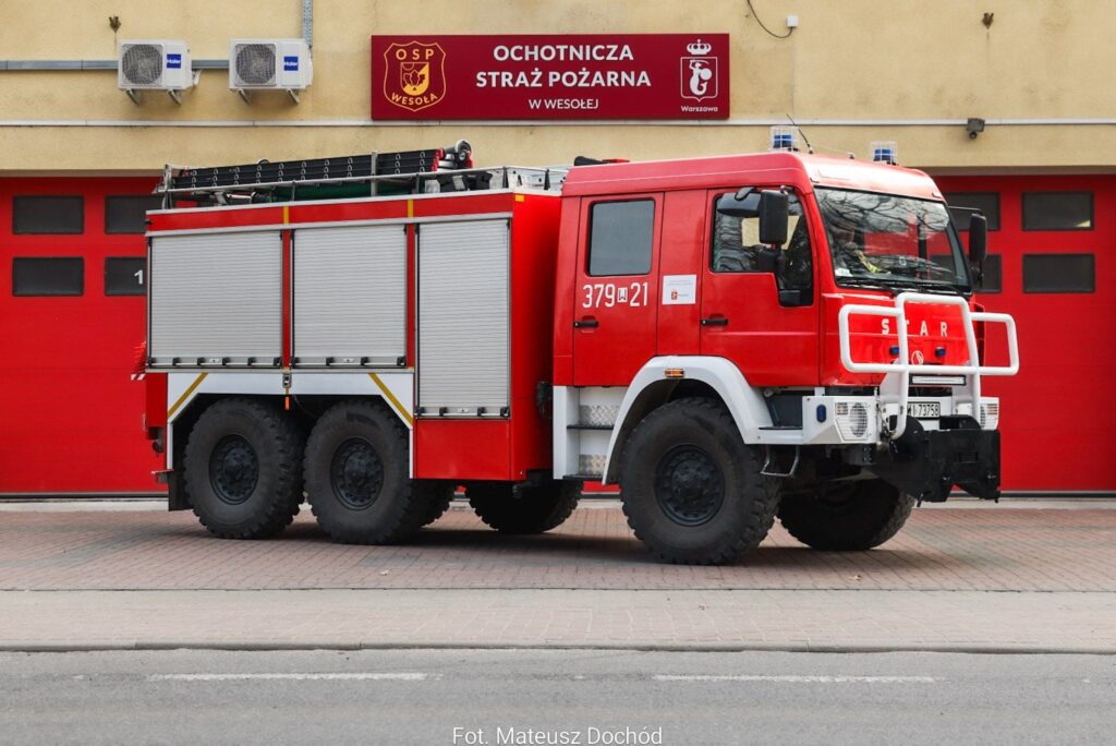 samochód pożarniczy STAR-MAN 1466 - 379w21